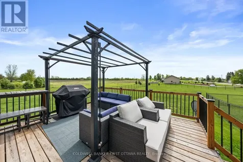 1027 Matheson Drive Montague ON K7A 5B8