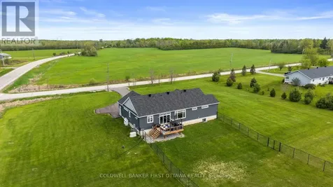 1027 Matheson Drive Montague ON K7A 5B8
