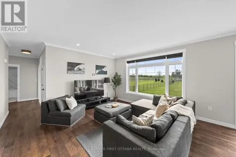 1027 Matheson Drive Montague ON K7A 5B8