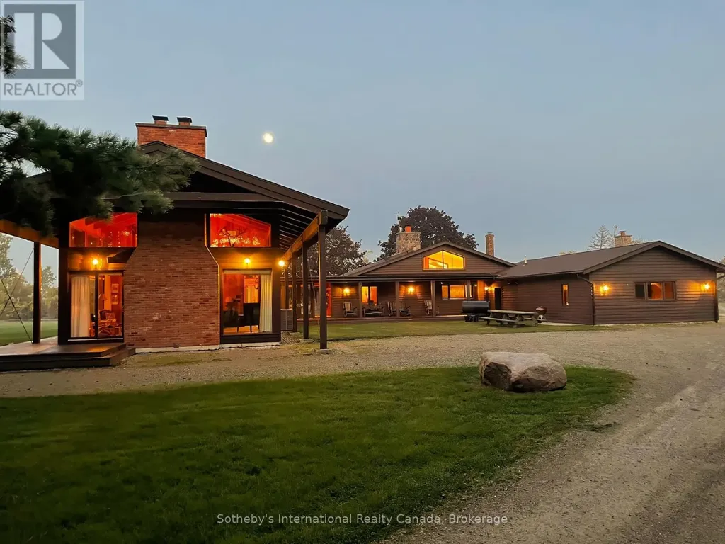 5874 Concession 5 Road South Amherstburg ON N9V 2Y8