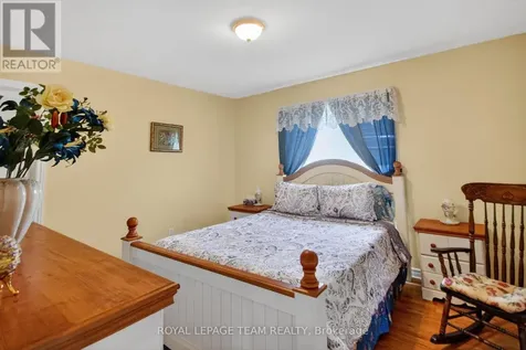 5472 Wicklow Drive Ottawa ON K4M 1C4