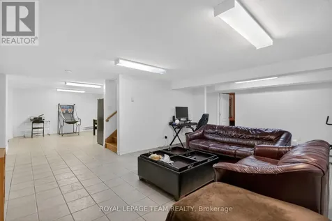 5472 Wicklow Drive Ottawa ON K4M 1C4