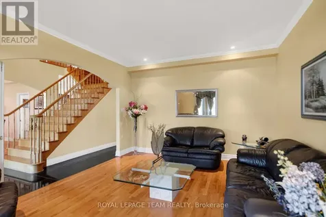 5472 Wicklow Drive Ottawa ON K4M 1C4