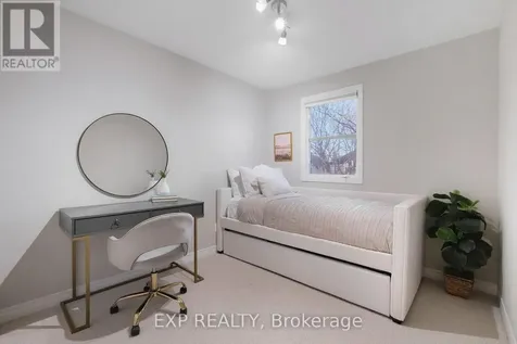 34 Avonmore Crescent Ottawa ON K2G 6J7