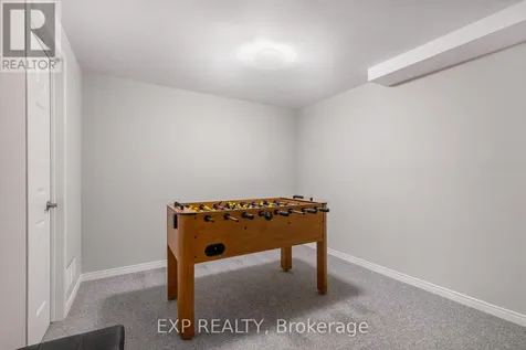 34 Avonmore Crescent Ottawa ON K2G 6J7