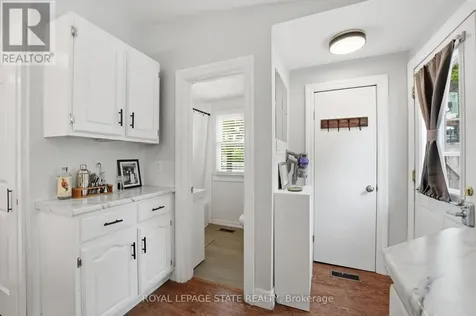 43 Alonzo Street Brantford ON N3R 1A1
