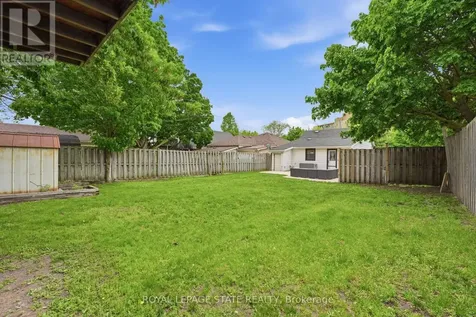 43 Alonzo Street Brantford ON N3R 1A1