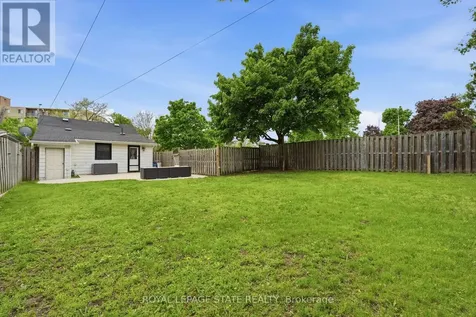 43 Alonzo Street Brantford ON N3R 1A1