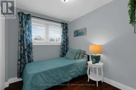 32 Kerr Drive Penetanguishene ON L9M 1H6