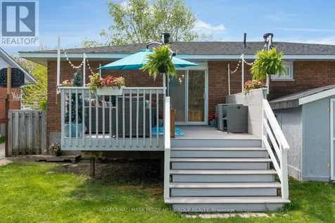 32 Kerr Drive Penetanguishene ON L9M 1H6
