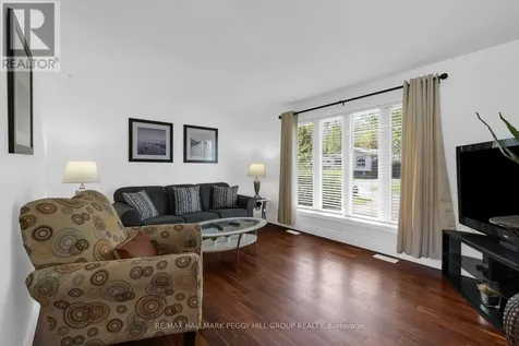32 Kerr Drive Penetanguishene ON L9M 1H6