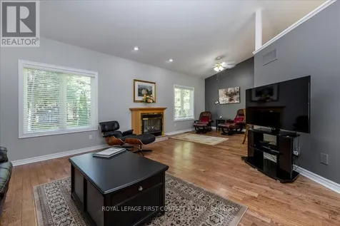 6 Martyn Drive Wasaga Beach ON L9Z 1N4