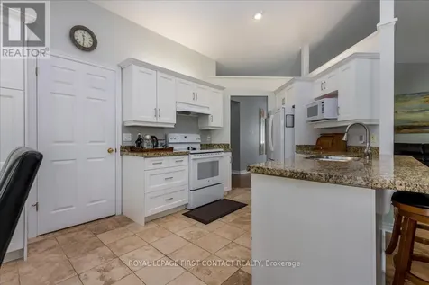 6 Martyn Drive Wasaga Beach ON L9Z 1N4