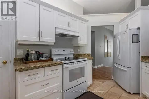 6 Martyn Drive Wasaga Beach ON L9Z 1N4