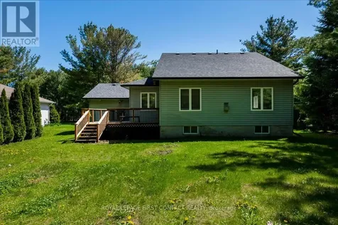 6 Martyn Drive Wasaga Beach ON L9Z 1N4