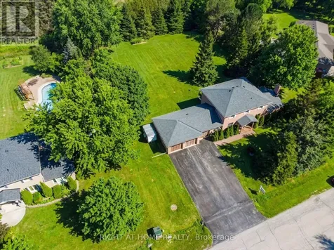 9 Lady Diana Court Whitchurch-stouffville ON L4A 2C9