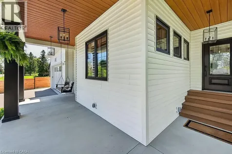 31 Winnett Street North Haldimand ON N0A 1E0