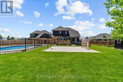26 Carolina Crescent St. Thomas ON N5R 0H2