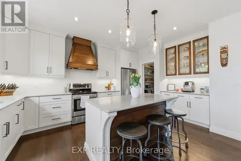 26 Carolina Crescent St. Thomas ON N5R 0H2
