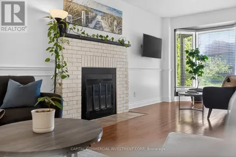 71 Equestrian Drive Ottawa ON K2M 1H7