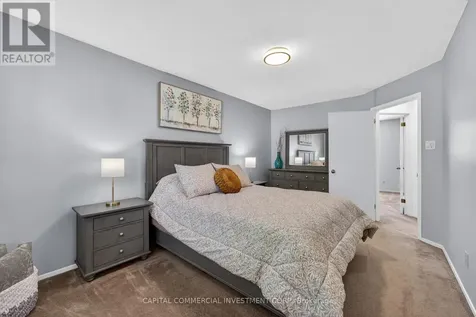 71 Equestrian Drive Ottawa ON K2M 1H7