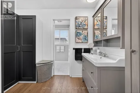 71 Equestrian Drive Ottawa ON K2M 1H7