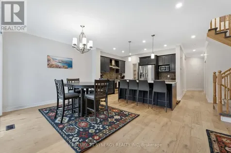 555 Bobolink Ridge Ottawa ON K2S 2P2