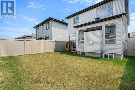 555 Bobolink Ridge Ottawa ON K2S 2P2