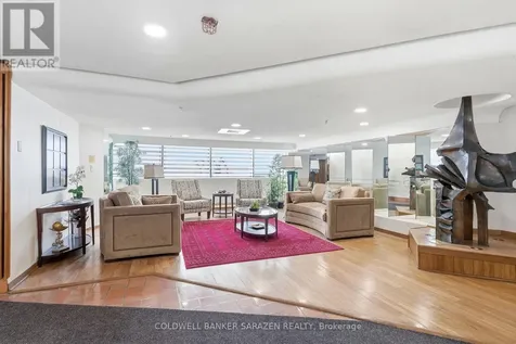 415 Greenview Avenue Ottawa ON K2B 8G5