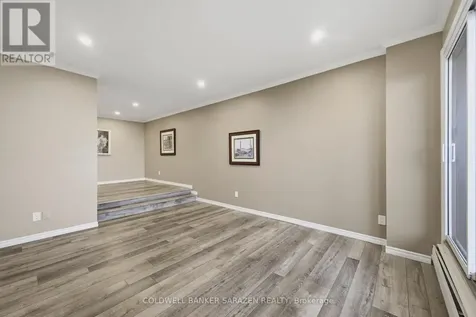 415 Greenview Avenue Ottawa ON K2B 8G5