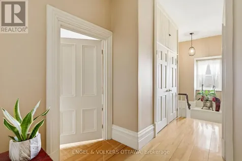 382 Mcgill Street Hawkesbury ON K6A 1R2