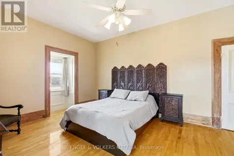 382 Mcgill Street Hawkesbury ON K6A 1R2