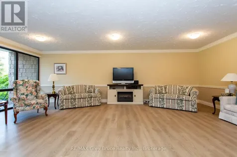 125 Hinks Street Brockton ON N0G 2V0