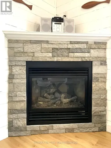 11 Cabin Crescent Wasaga Beach ON L9Z 1X7