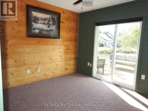 11 Cabin Crescent Wasaga Beach ON L9Z 1X7