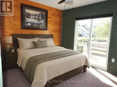 11 Cabin Crescent Wasaga Beach ON L9Z 1X7