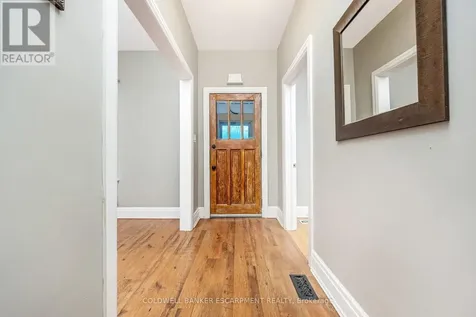 122 Cedar Street Cambridge ON N1S 1W2