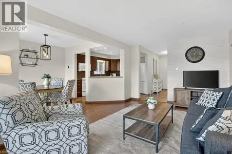 222 Grey Fox Drive Kitchener ON N2E 3N4