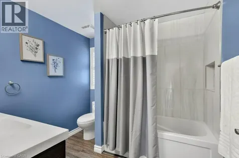 222 Grey Fox Drive Kitchener ON N2E 3N4