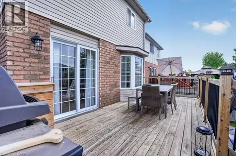222 Grey Fox Drive Kitchener ON N2E 3N4