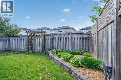 222 Grey Fox Drive Kitchener ON N2E 3N4