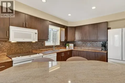 222 Grey Fox Drive Kitchener ON N2E 3N4