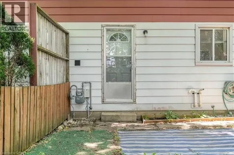 30 Amos Avenue Waterloo ON N2L 5G3
