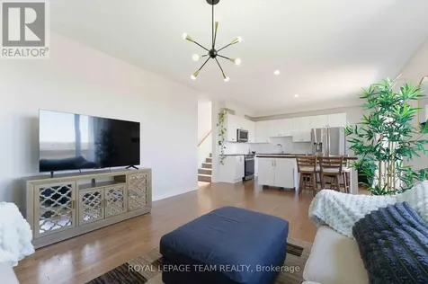 3048 Travertine Way Ottawa ON K2J 6W9