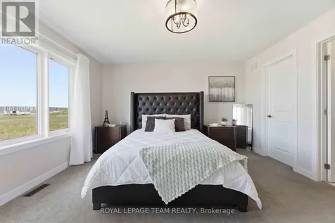 3048 Travertine Way Ottawa ON K2J 6W9