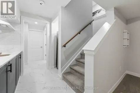 3048 Travertine Way Ottawa ON K2J 6W9