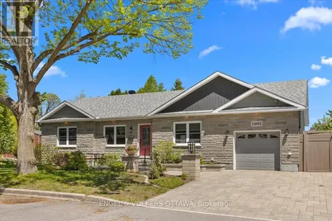 1005 Gold Crescent Ottawa ON K2B 8C4