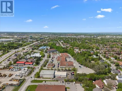 24 Edgewater Street Ottawa ON K2L 1V8