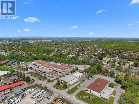 24 Edgewater Street Ottawa ON K2L 1V8