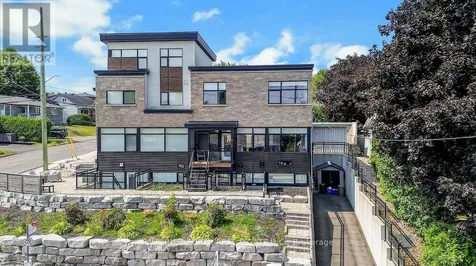 7039 Notre Dame Street Ottawa ON K1C 1H8